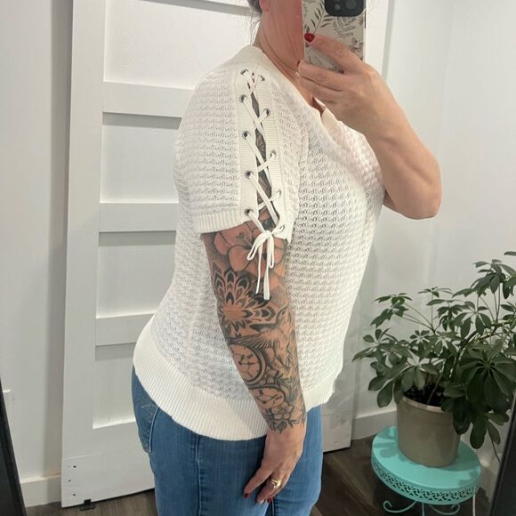 Banana Republic Sweater - Picture 5 of 7